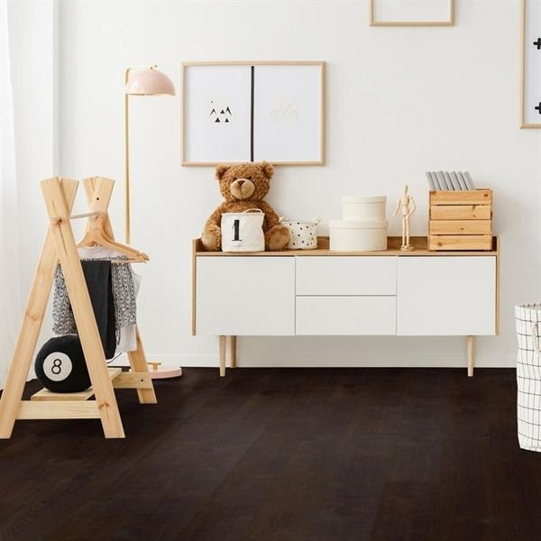 Parkett Boston Landhausdiele Eiche gealtert darkblack kerngeräuchert geölt Thede & Witte 