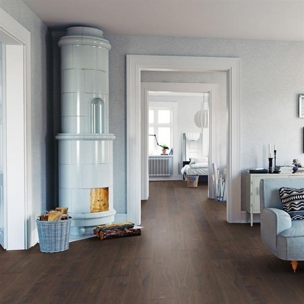 Parkett Boston Landhausdiele Eiche astig gebürstet kerngeräuchert geölt Thede & Witte 
