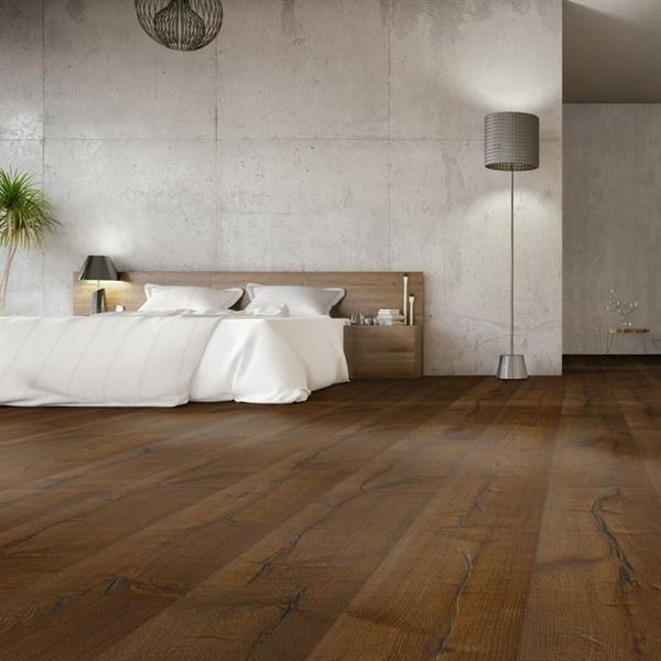 Parkett Boston Landhaus extra Breitdiele Eiche XXL rustikal tief gebürstet dunkel geräuchert geölt Thede & Witte 
