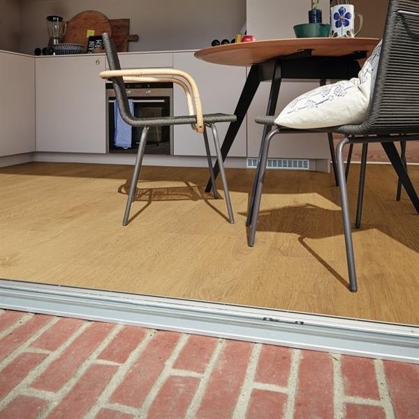 Eiche 06443 Landhausdiele - MeisterDesign. laminate LC 150 